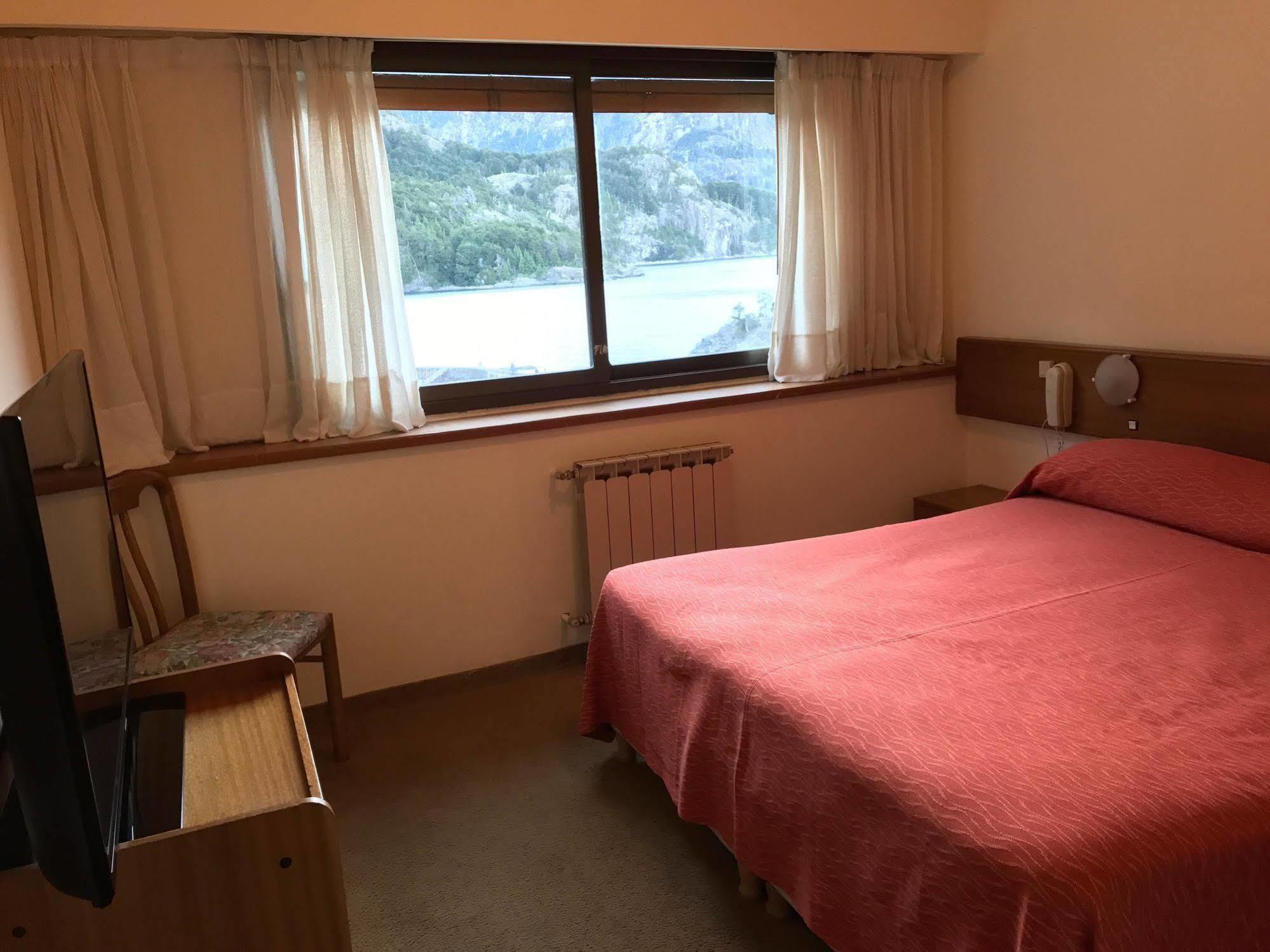Hotel Alun Nehuen Bariloche Buitenkant foto